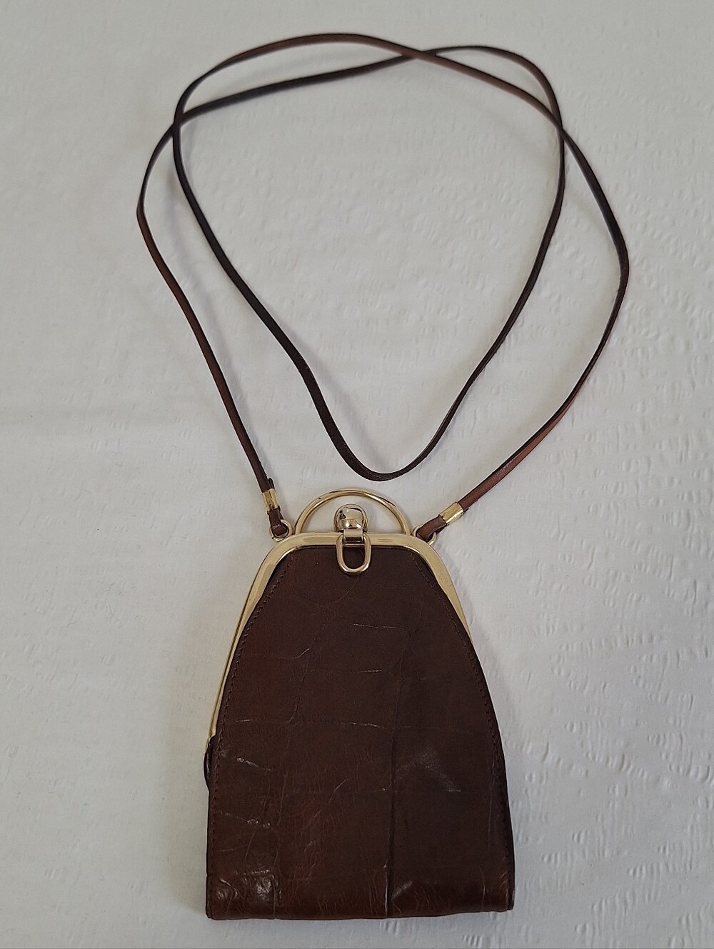 Vintage Genuine Leather MadBrown Croc-Texture Leather Crossbody with Gold Accent